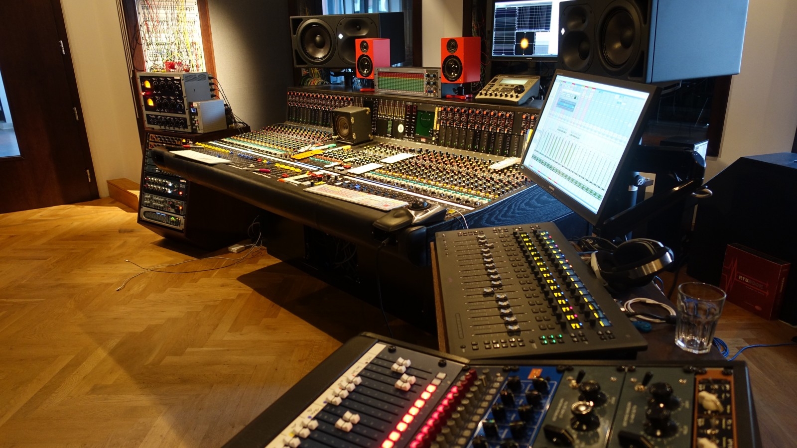 Jazzanova Recording Studio - Image gallery | Berlin recording and mixing  studio | Miloco
