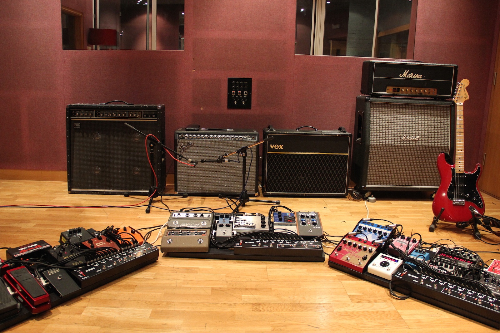 the guitar shed pedalboard
