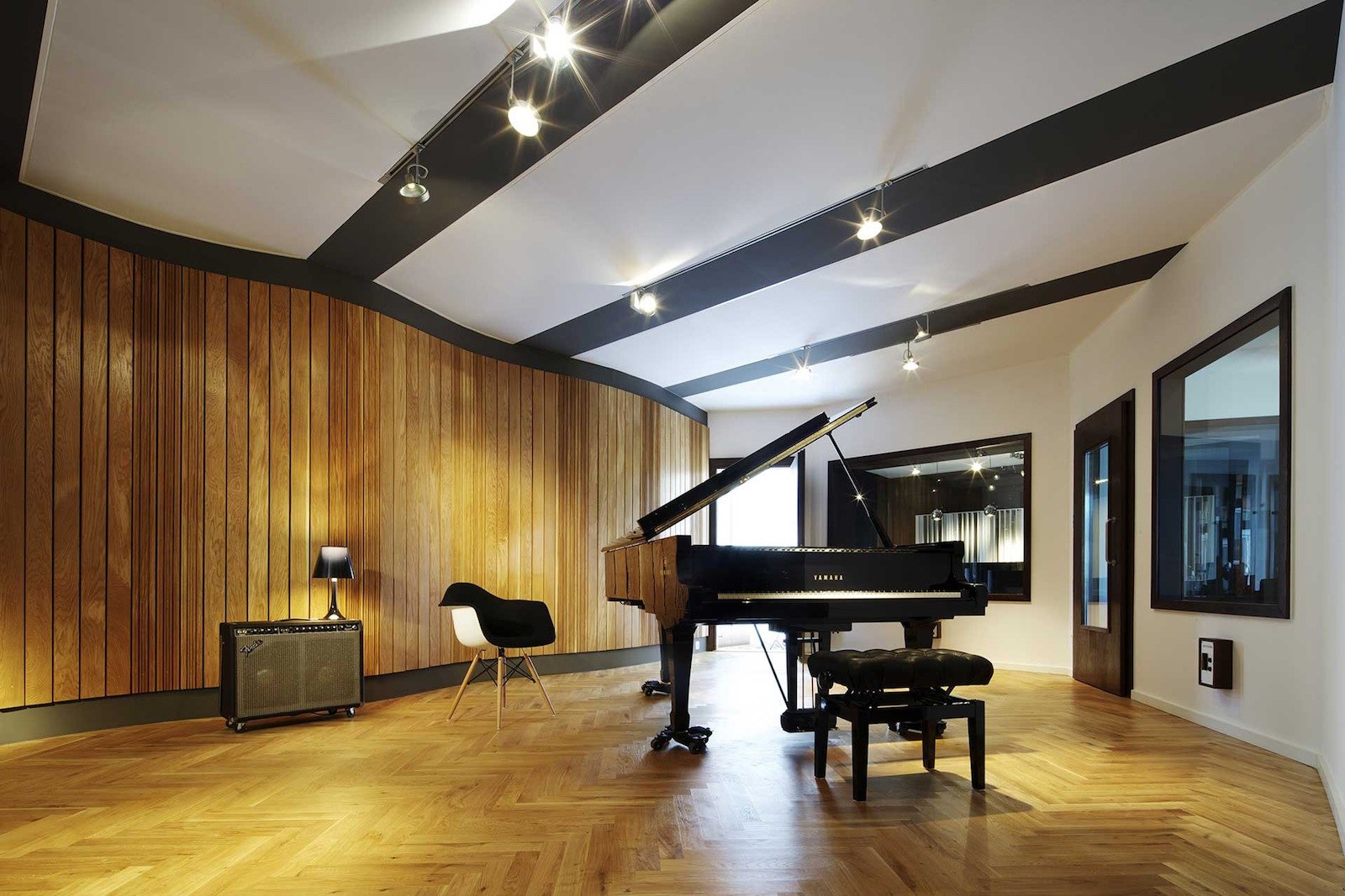 PSN Features Jazzanova Recording Studios - Miloco