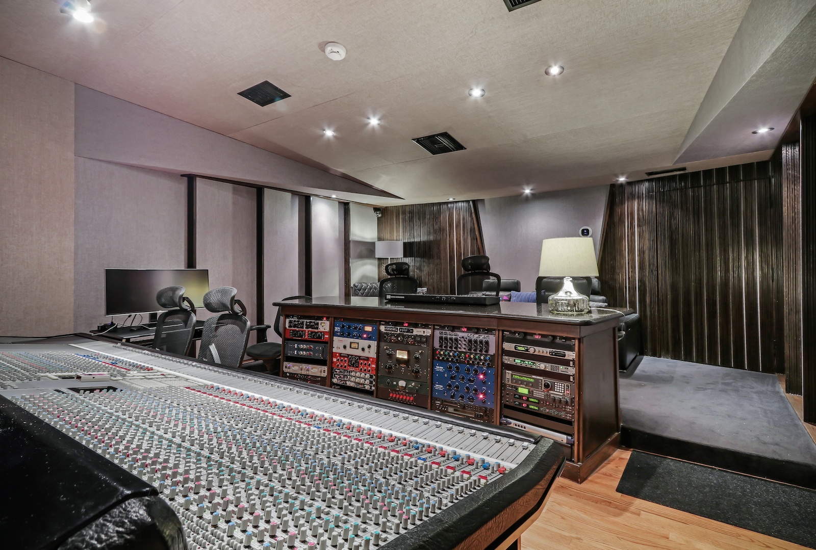 New studios: Fever Recording Studio - Miloco